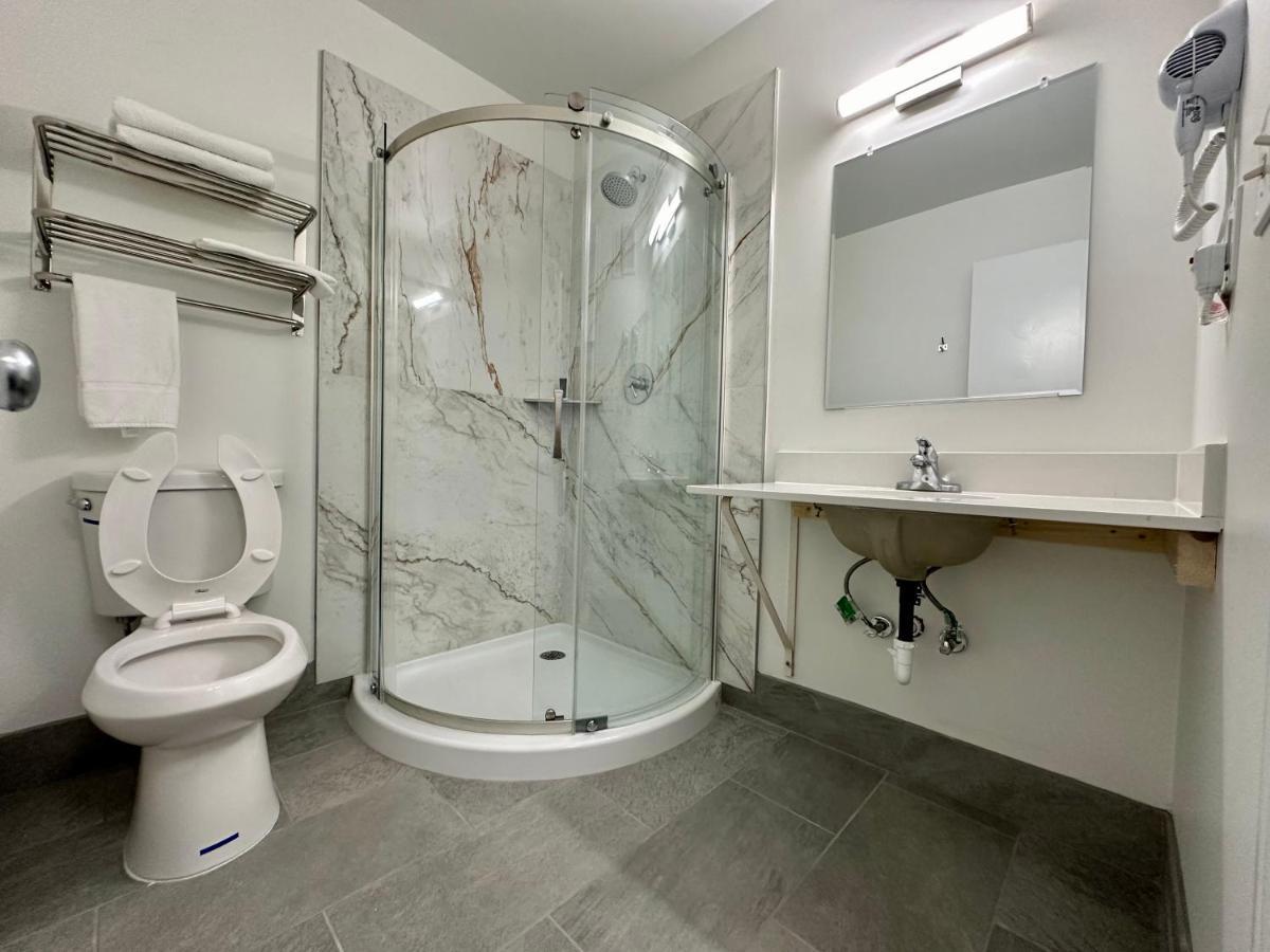 Royal Inn And Suites Charlotte Airport エクステリア 写真