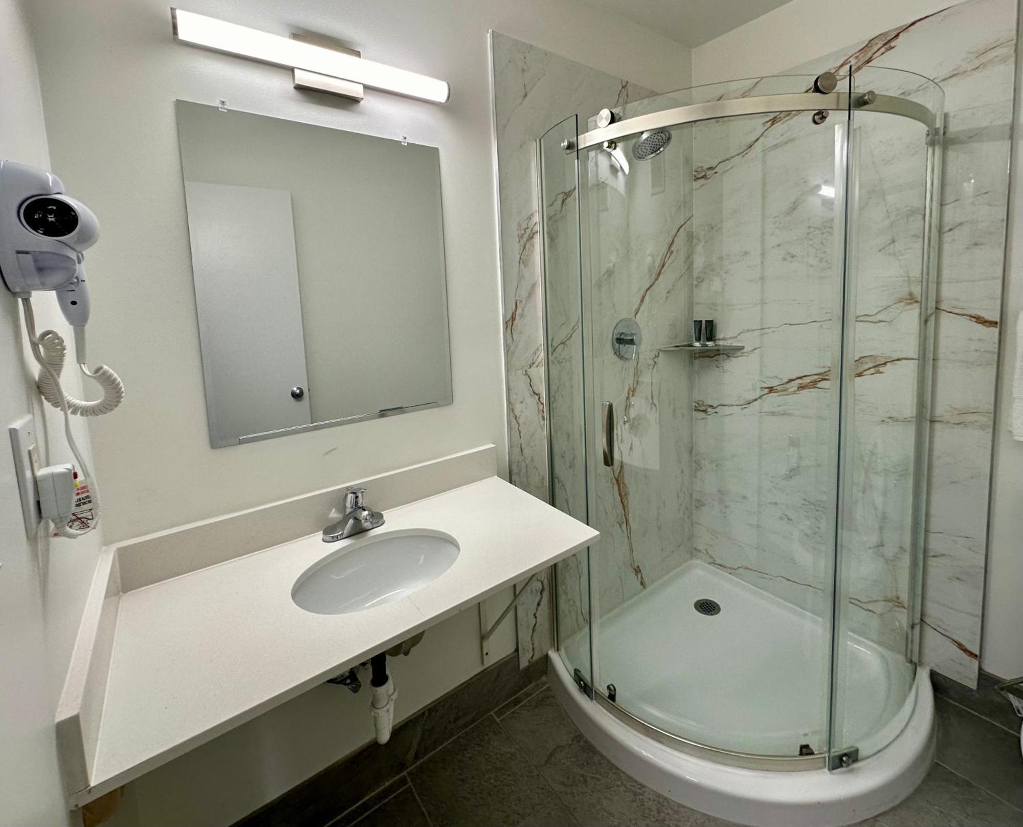 Royal Inn And Suites Charlotte Airport エクステリア 写真