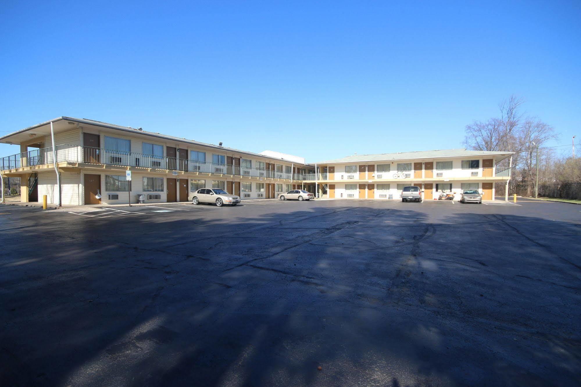 Royal Inn And Suites Charlotte Airport エクステリア 写真